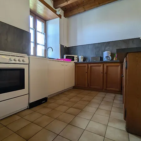 En Pierres Avec Cour Et 3 Chambres, Au Coeur D'un Village Proche De Langeac Country house *